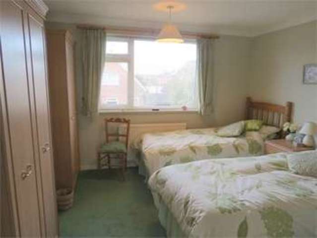  Image of 3 Bedroom Bungalow for sale at Blatherwick Road Beacon Heights Newark, NG24 2JY