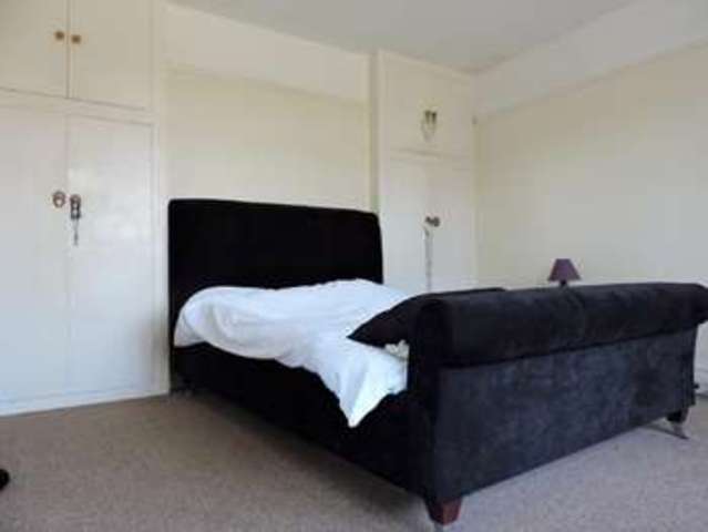  Image of 3 Bedroom Bungalow to rent at Woodbridge, IP12 1JB