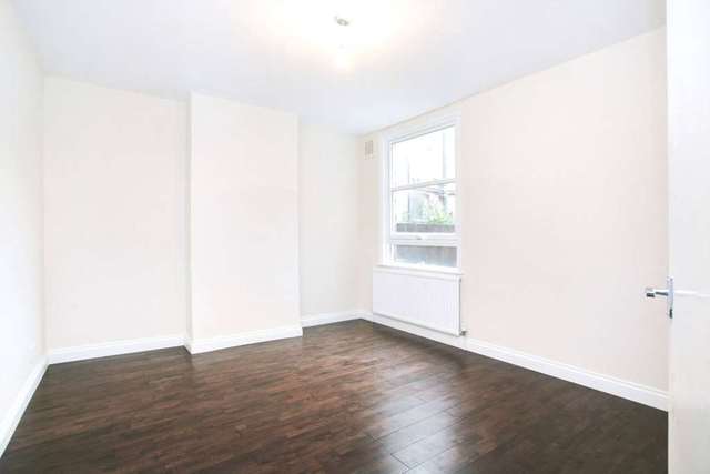  Image of 2 Bedroom Apartment to rent at Brettenham Road Walthamstow London, E17 5BA