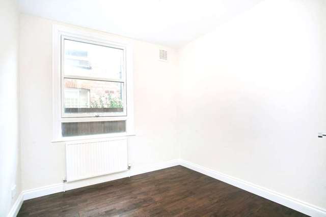  Image of 2 Bedroom Apartment to rent at Brettenham Road Walthamstow London, E17 5BA