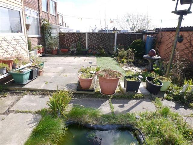  Image of 3 Bedroom End of Terrace for sale at Bramley  Kirkstall, LS13 2RU