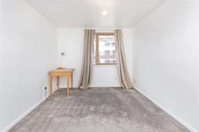  Image of 2 Bedroom Flat for sale at Cremer Street London Haggerston, E2 8HR