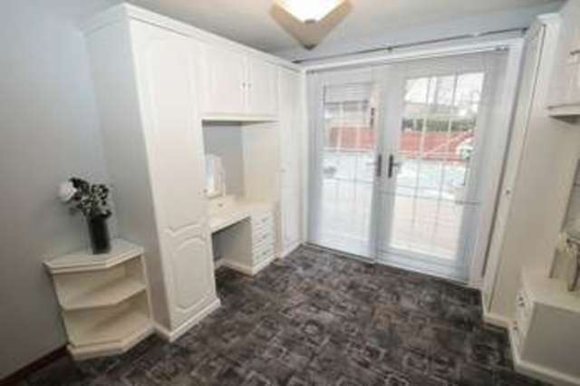  Image of 2 Bedroom Detached for sale at Downs Crescent  Alloa, FK10 1NX