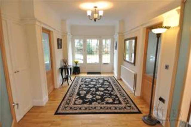  Image of 3 Bedroom Detached for sale at Burton Wirral Burton, CH64 8TJ