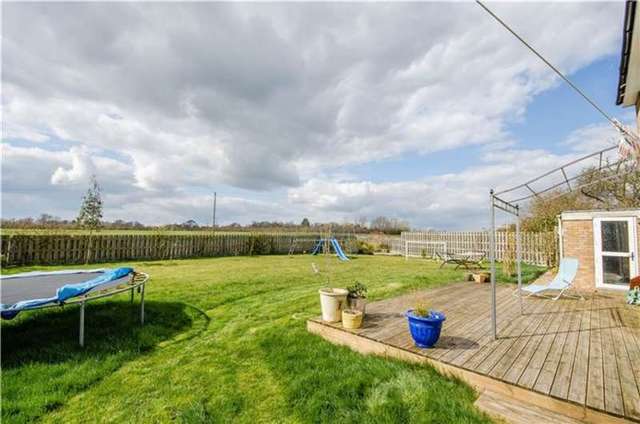  Image of 3 Bedroom Detached for sale at Comberton, CB23 7DL