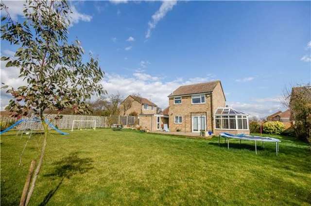  Image of 3 Bedroom Detached for sale at Comberton, CB23 7DL