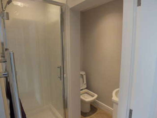  Image of 1 Bedroom Detached to rent at Reading Berkshire Reading, RG1 7YA