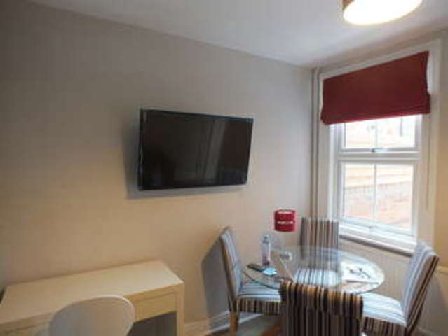  Image of 1 Bedroom Detached to rent at Reading Berkshire Reading, RG1 7YA