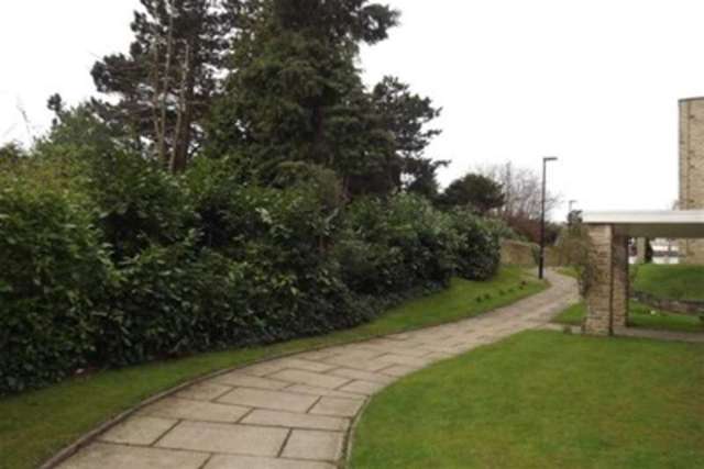  Image of 1 Bedroom Flat to rent at Sheffield, S10 3GS