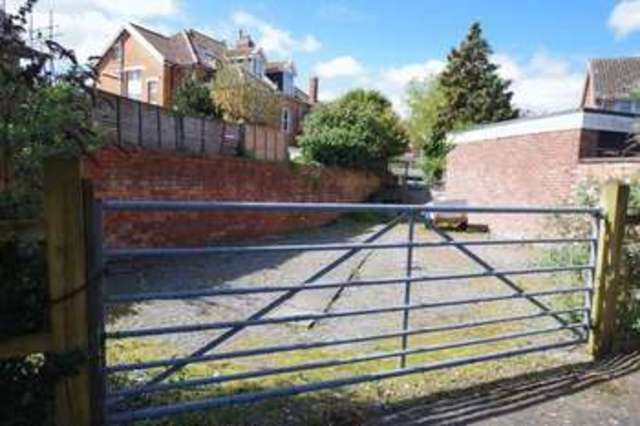  Image of 2 Bedroom Flat for sale at 6 Grove Road  Burnham-On-Sea, TA8 2HF