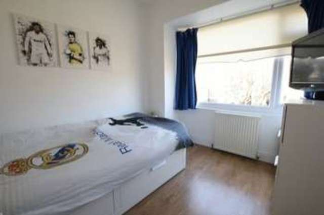  Image of 3 Bedroom Semi-Detached for sale at Haileybury Road  Liverpool, L25 8SW