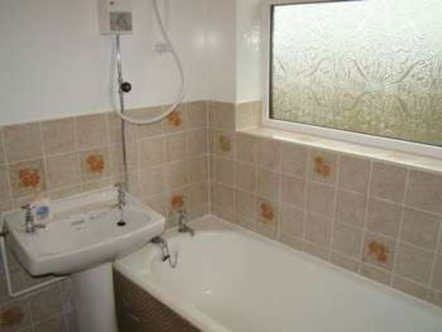  Image of 3 Bedroom Detached to rent at Knowle Hill Kimberley Nottingham, NG16 2PZ