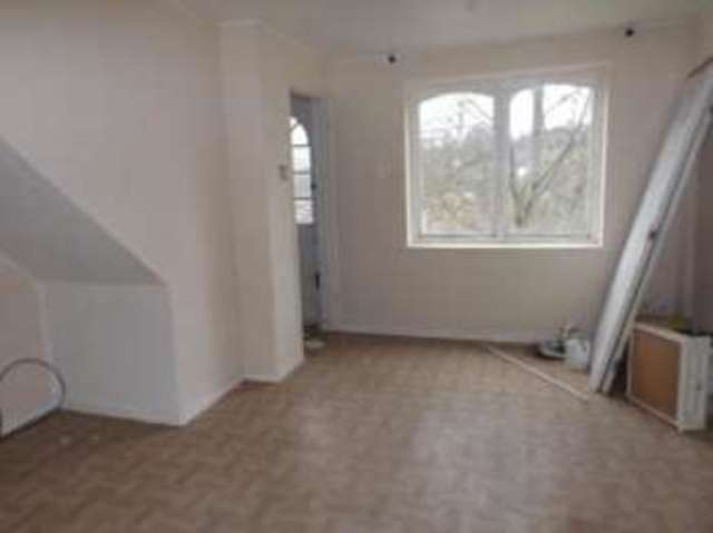  Image of 2 Bedroom Detached for sale at Nottingham Nottinghamshire Porchester, NG3 3BG