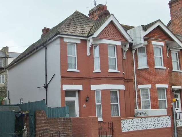  Image of 3 Bedroom Detached for sale at Eastbourne, BN21 3JL