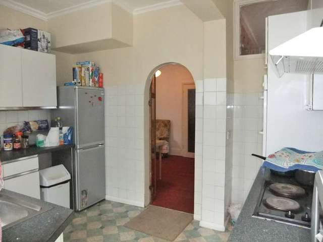  Image of 3 Bedroom Detached for sale at Eastbourne, BN21 3JL