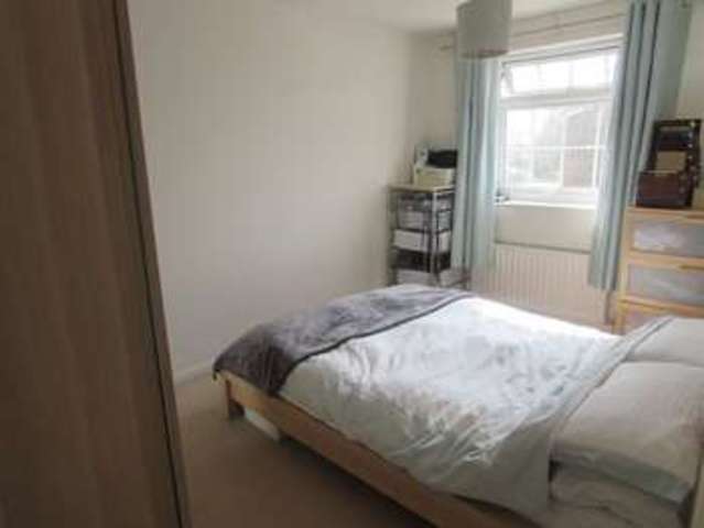  Image of 3 Bedroom Semi-Detached to rent at Linden Close  Warwick, CV34 5RF
