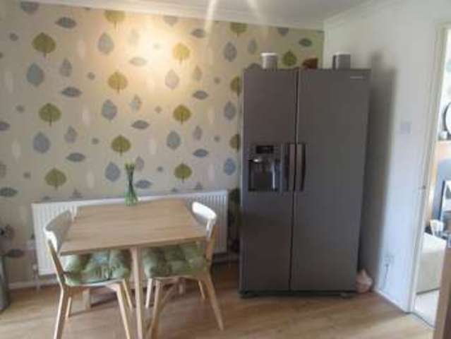  Image of 3 Bedroom Semi-Detached to rent at Linden Close  Warwick, CV34 5RF