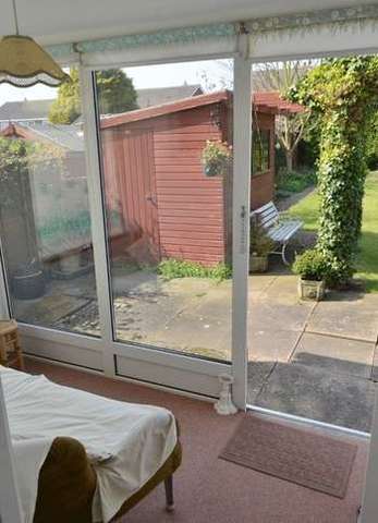  Image of 3 Bedroom Detached for sale at Messingham Road  Scunthorpe, DN17 2QX
