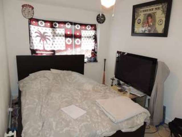  Image of 3 Bedroom Semi-Detached for sale at Milton Grove Bletchley Milton Keynes, MK3 5BH