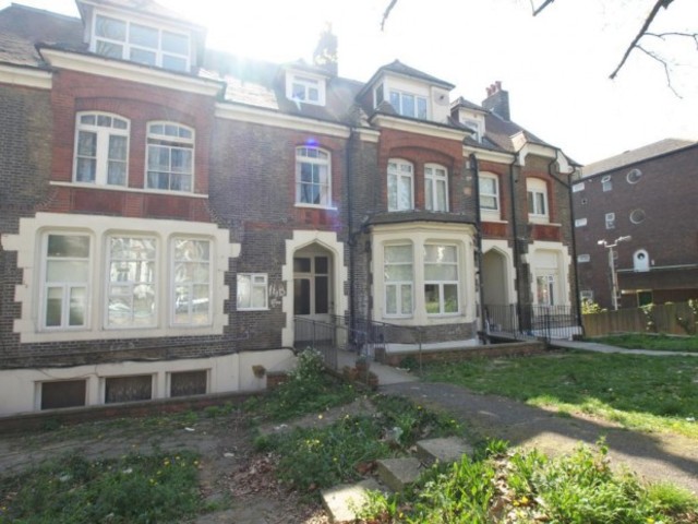  Image of Studio to rent at Mount View Road  Finsbury Park, N4 4SL