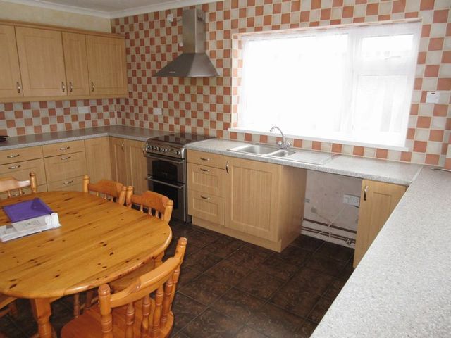  Image of 4 Bedroom Detached to rent at Bull Bay Road  Amlwch, LL68 9EA