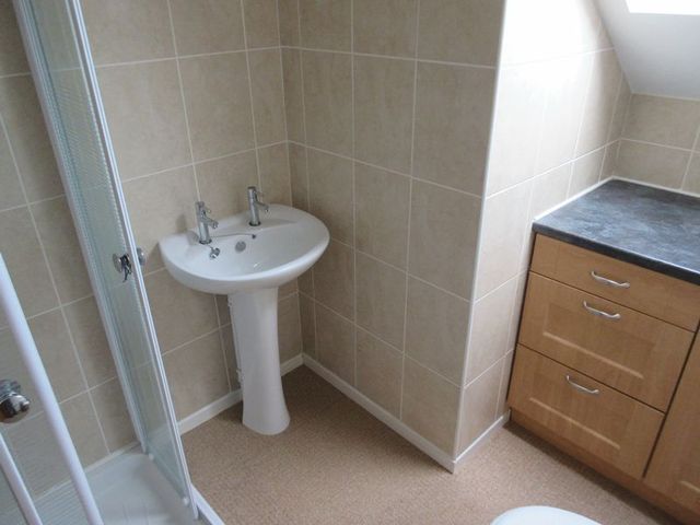  Image of 4 Bedroom Detached to rent at Bull Bay Road  Amlwch, LL68 9EA