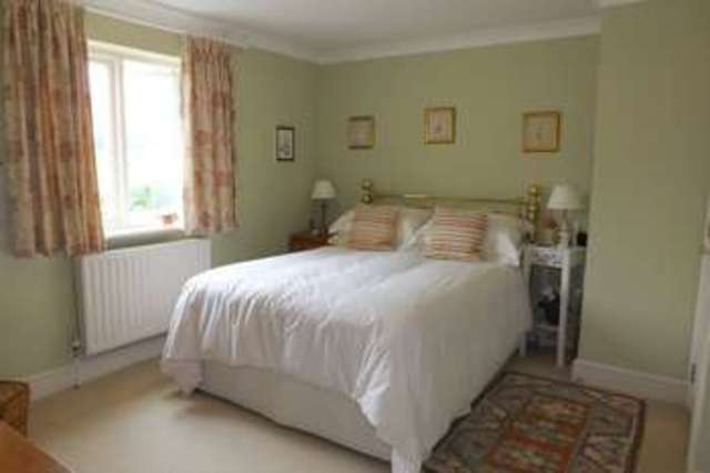  Image of 4 Bedroom Detached for sale at Northleach Gloucestershire, GL54 3PA