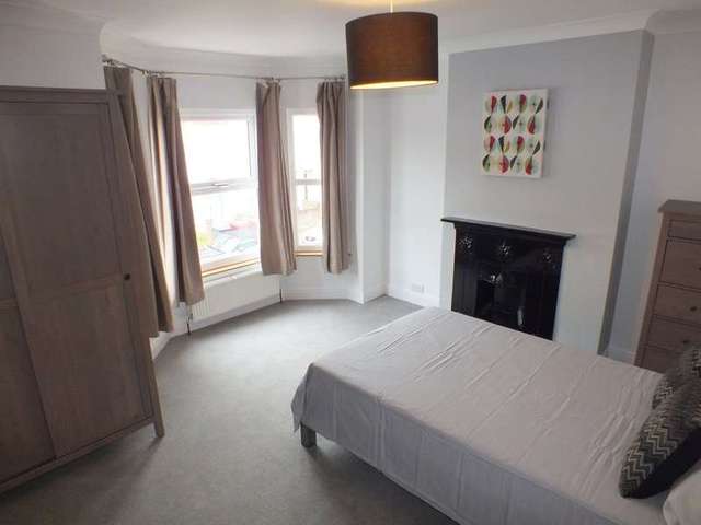  Image of 1 Bedroom Detached to rent at Reading Berkshire Reading, RG1 7YR