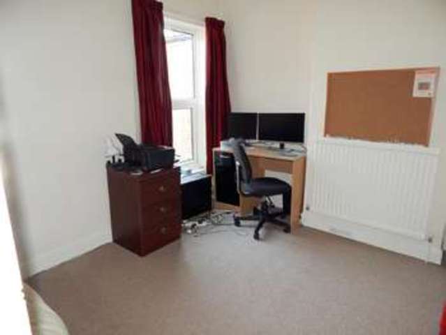  Image of 3 Bedroom Detached to rent at Norwich, NR3 3NG
