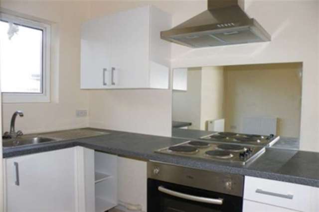  Image of 1 Bedroom Flat to rent at Portland, DT5 1FB