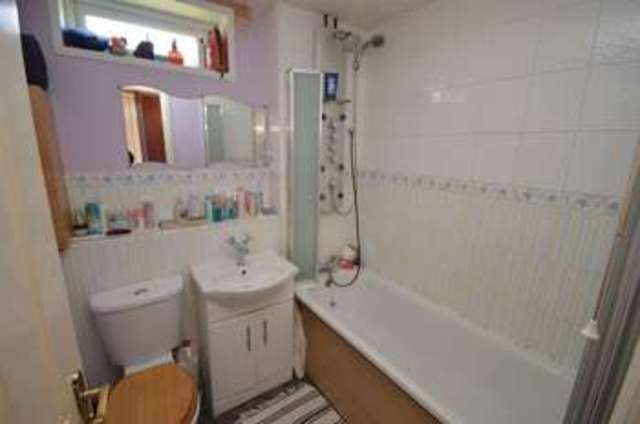  Image of 2 Bedroom Detached for sale at Portland Ride  Houghton Regis, LU5 5FP