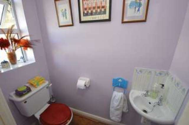  Image of 2 Bedroom Detached for sale at Portland Ride  Houghton Regis, LU5 5FP