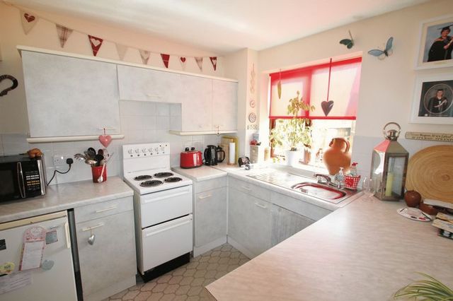  Image of 1 Bedroom Terraced to rent at Railton Jones Close Stoke Gifford BRISTOL, BS34 8XY