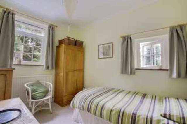 Image of 4 Bedroom Semi-Detached for sale at Red Lion Lane  Shooters Hill, SE18 4LE