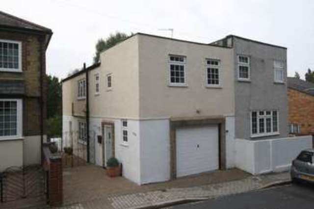  Image of 4 Bedroom Semi-Detached for sale at Red Lion Lane  Shooters Hill, SE18 4LE