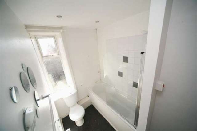  Image of 2 Bedroom Terraced for sale at SCHOOL STREET CRAWSHAWBOOTH ROSSENDALE, BB4 8BN