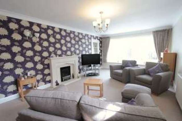  Image of 3 Bedroom Detached for sale at The Circle  Prestatyn, LL19 9EU