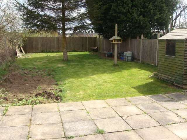  Image of 3 Bedroom Detached to rent at The Portway  Leicester, LE5 0PT