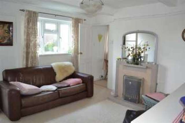  Image of 2 Bedroom Terraced for sale at Upper Close  Forest Row, RH18 5DX