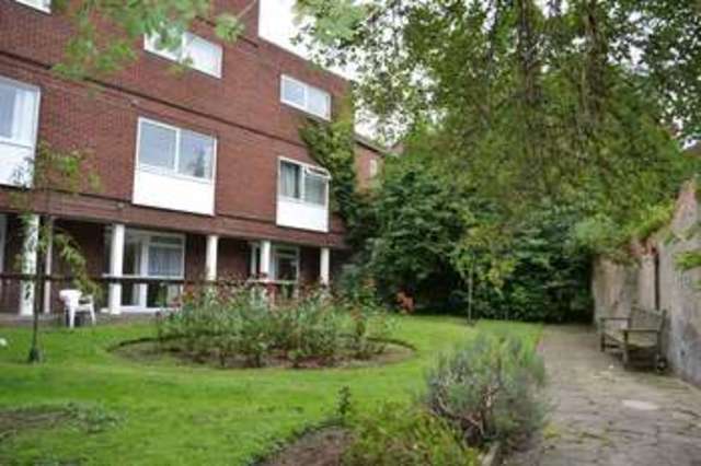  Image of Flat to rent at Norris Court Waggon & Horses Lane Norwich, NR3 1JP