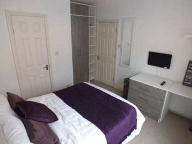  Image of 1 Bedroom Detached to rent at Reading Berkshire Reading, RG1 7UR