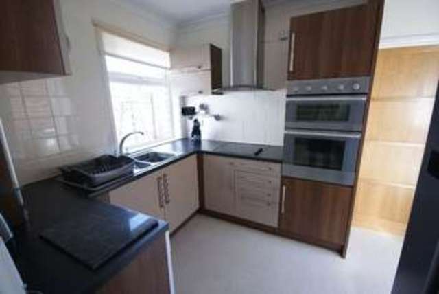  Image of 4 Bedroom Detached for sale at White Hart Lane Portchester Fareham, PO16 9BH