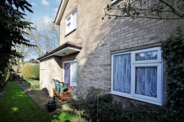  Image of 3 Bedroom Detached for sale at Wood Lane Papworth Everard Cambridge, CB23 3RL