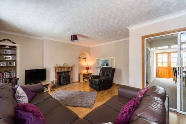  Image of 1 Bedroom Flat for sale at Main Street  Edinburgh, EH23 4BY