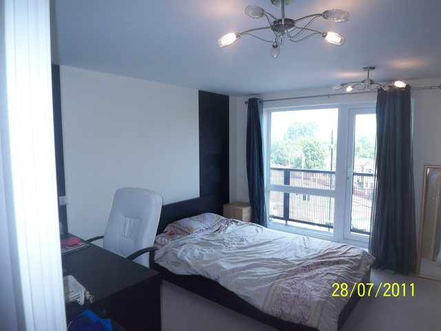  Image of 2 Bedroom Flat to rent at Grove Village Ardwick Rusholm, M13 9AB