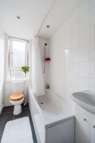  Image of 1 Bedroom Flat for sale at Watson Crescent  Edinburgh, EH11 1ET