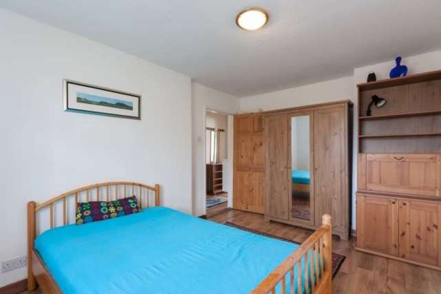  Image of 2 Bedroom Flat for sale at Glendinning Crescent  Edinburgh, EH16 6DN