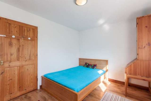  Image of 2 Bedroom Flat for sale at Glendinning Crescent  Edinburgh, EH16 6DN