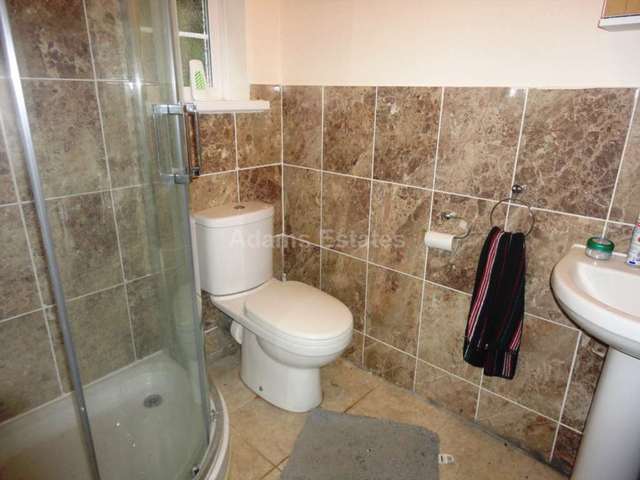  Image of 6 Bedroom Semi-Detached to rent at Alexandra Road  Reading, RG1 5PP