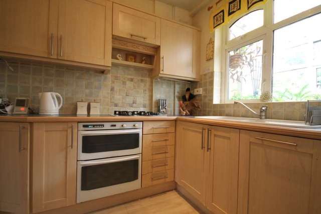  Image of 3 Bedroom Detached for sale at Anstey Lane  Leicester, LE4 0FH